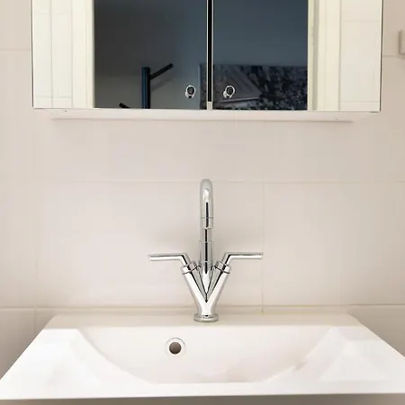 2ndhomes Bright & Modern 1br In Ullanlinna Хельсинки