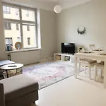 Appartamento --2ndhomes Bright & Modern 1br In Ullanlinna-- *